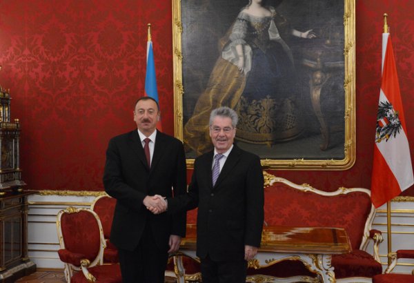 Azerbaijani President Ilham Aliyev meets his Austrian counterpart (PHOTO)