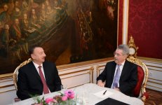 Azerbaijani President Ilham Aliyev meets his Austrian counterpart (PHOTO)