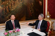 Azerbaijani President Ilham Aliyev meets his Austrian counterpart (PHOTO)