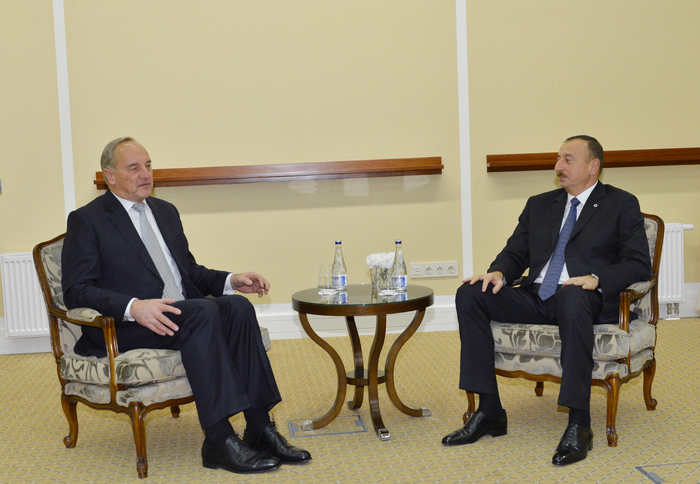 Azerbaijani President meets Latvian counterpart (PHOTO)