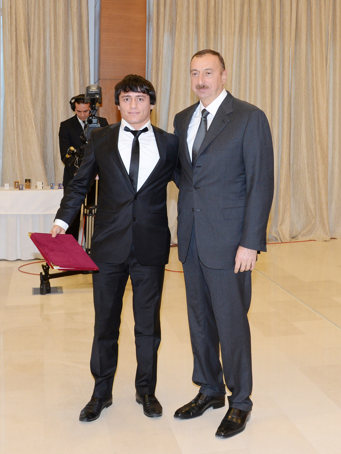 Azerbaijani President Ilham Aliyev opens “Shahdag”, “Pik Palas” hotels, and attends event dedicated to sports results of 2013 in Gusar District (PHOTO)