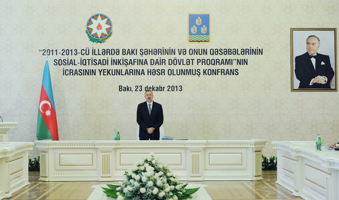 President Ilham Aliyev presides over conference on outcomes of state program on socio-economic development of Baku and surrounding small districts (PHOTO)