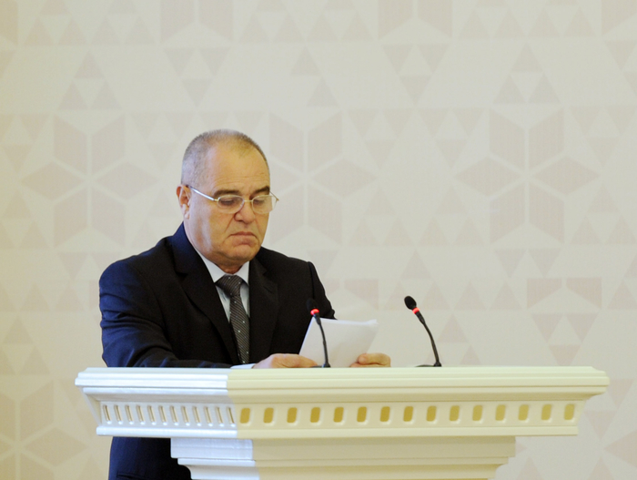 President Ilham Aliyev presides over conference on outcomes of state program on socio-economic development of Baku and surrounding small districts (PHOTO)