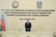 President Ilham Aliyev presides over conference on outcomes of state program on socio-economic development of Baku and surrounding small districts (PHOTO)