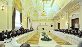 President Ilham Aliyev presides over conference on outcomes of state program on socio-economic development of Baku and surrounding small districts (PHOTO)