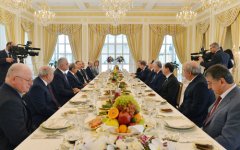 Azerbaijani president receives delegation led by president of Dagestan