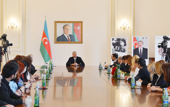 Azerbaijani president named “Person of the year 2013” by National Hero Chingiz Mustafayev Foundation and ANS Group of Companies (PHOTO)