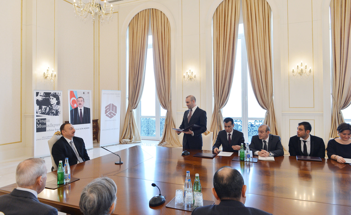 Azerbaijani president named “Person of the year 2013” by National Hero Chingiz Mustafayev Foundation and ANS Group of Companies (PHOTO)