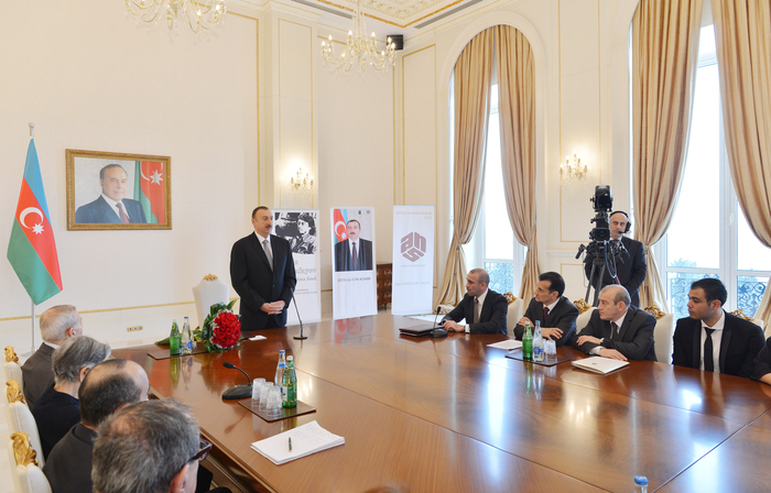 Azerbaijani president named “Person of the year 2013” by National Hero Chingiz Mustafayev Foundation and ANS Group of Companies (PHOTO)