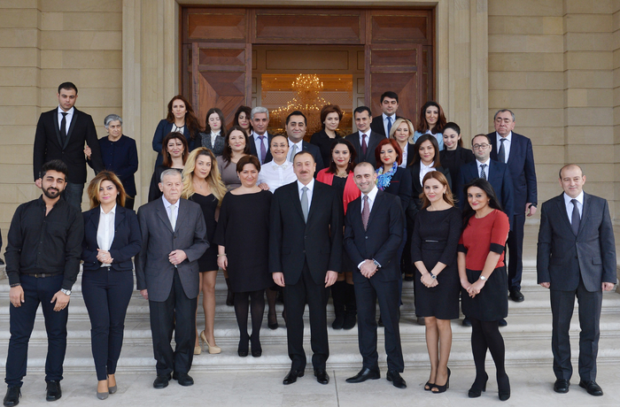 Azerbaijani president named “Person of the year 2013” by National Hero Chingiz Mustafayev Foundation and ANS Group of Companies (PHOTO)