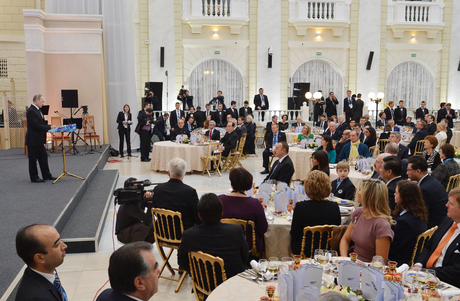 President Ilham Aliyev attends official reception in Sochi (PHOTO)