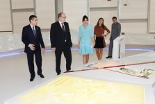 Azerbaijan`s First Lady meets Prince Albert II of Monaco (PHOTO)