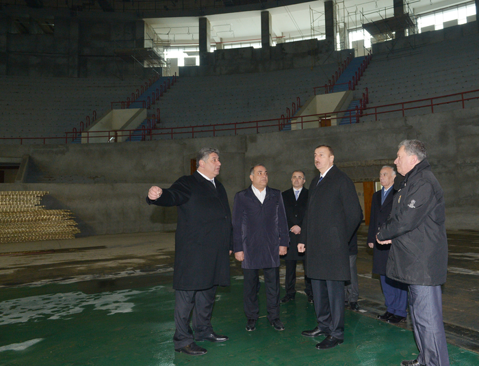 Azerbaijan president views Heydar Aliyev sports and concert complex repair project (PHOTO)