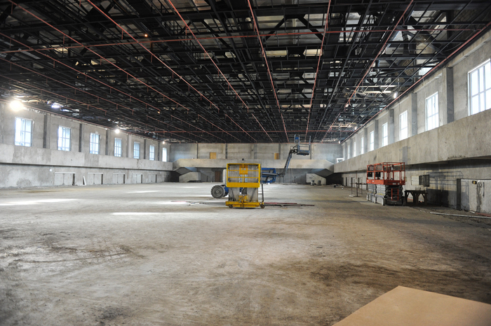 Azerbaijan president views Heydar Aliyev sports and concert complex repair project (PHOTO)
