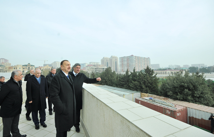 Azerbaijan president views Heydar Aliyev sports and concert complex repair project (PHOTO)
