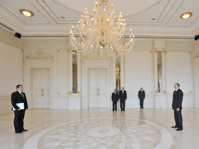 President Ilham Aliyev receives credentials of incoming Czech Ambassador
