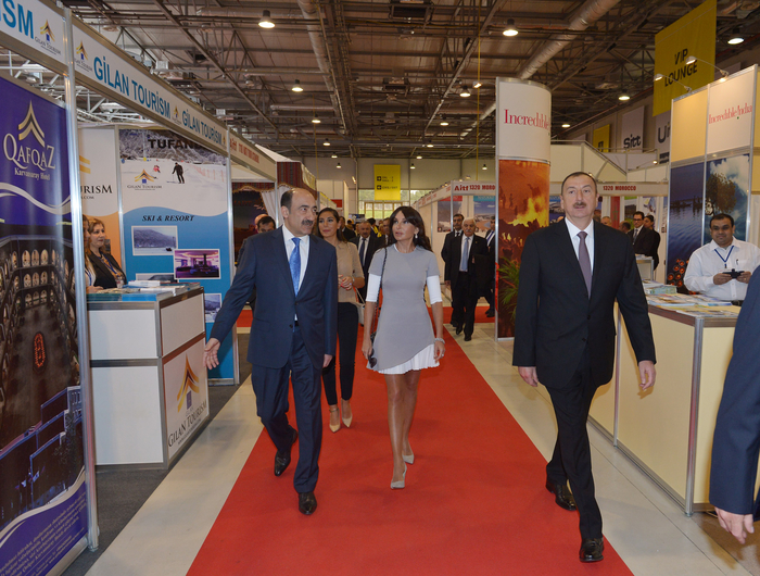 Azerbaijani president and his spouse attend exhibitions in Baku (PHOTO)