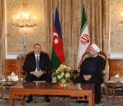 Azerbaijani and Iranian presidents meet face-to-face