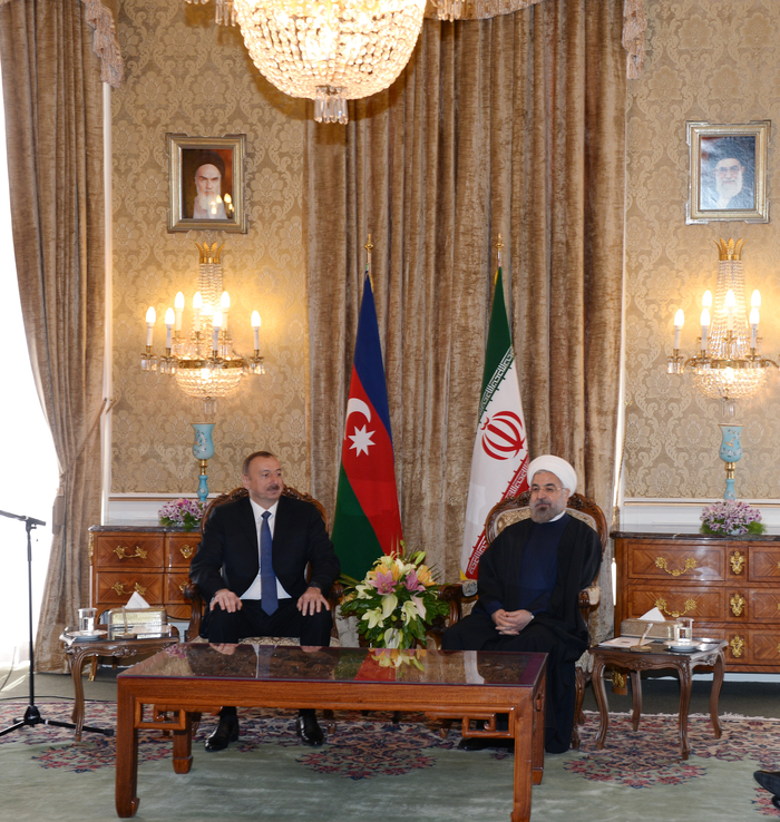 Azerbaijani and Iranian presidents meet face-to-face
