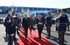 Azerbaijani president arrives in Czech Republic for working visit
