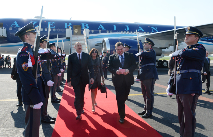 Azerbaijani president arrives in Czech Republic for working visit