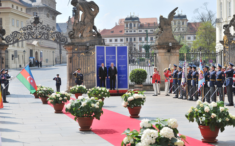 Azerbaijani president attends summit of EU Eastern Partnership programme (PHOTO)