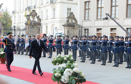 Azerbaijani president attends summit of EU Eastern Partnership programme (PHOTO)