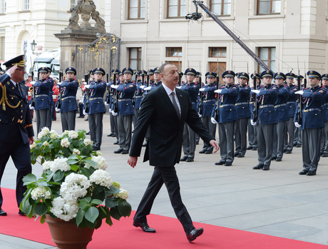 Azerbaijani president attends summit of EU Eastern Partnership programme (PHOTO)