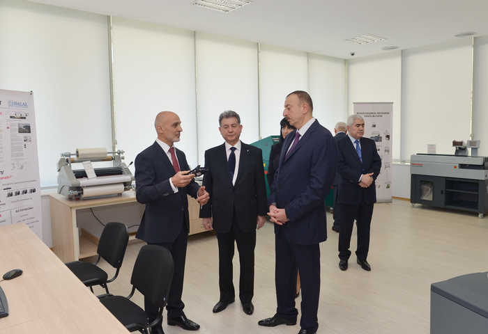 Azerbaijani president opens new building of ANAS' Central Library (PHOTO)