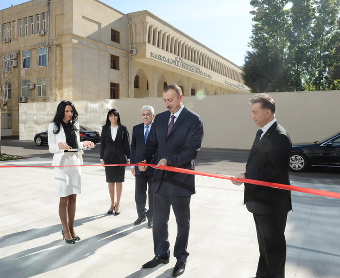Azerbaijani president opens new building of ANAS' Central Library (PHOTO)