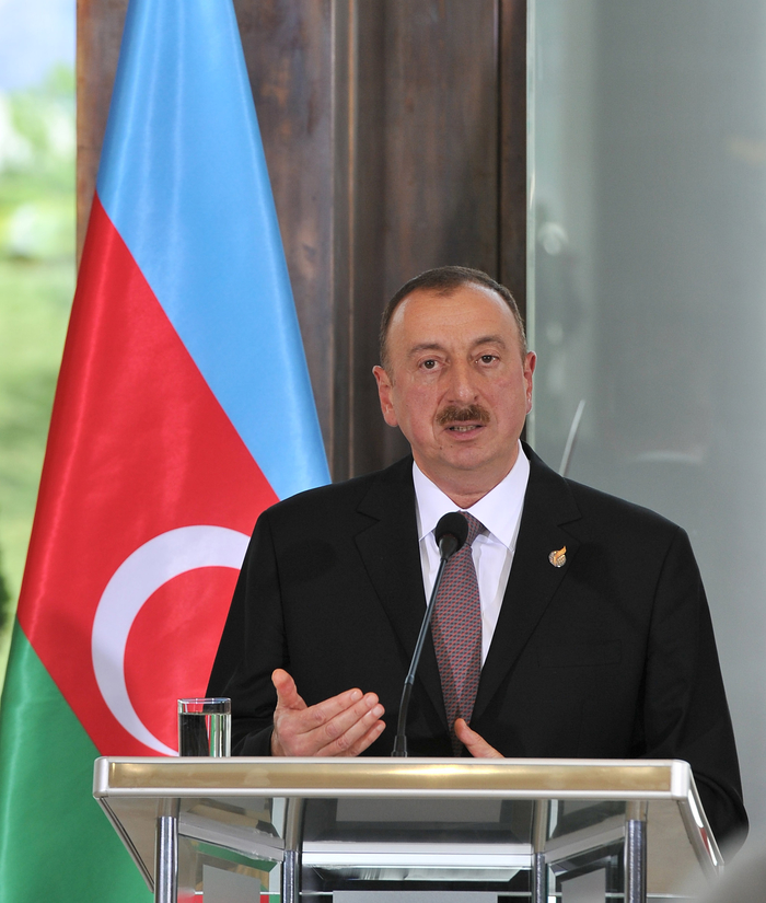 Ilham Aliyev: Azerbaijan-Georgia-Turkey trilateral format unique (PHOTO)