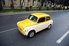 Vintage cars rally in Baku commemorates national leader Heydar Aliyev’s 91st anniversary