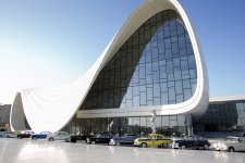 Vintage cars rally in Baku commemorates national leader Heydar Aliyev’s 91st anniversary