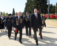 Azerbaijani president attends Victory Day ceremony in Baku (PHOTO)