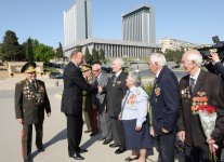 Azerbaijani president attends Victory Day ceremony in Baku (PHOTO)