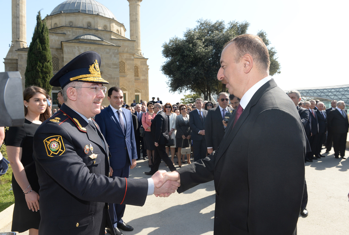 Azerbaijani president attends Victory Day ceremony in Baku (PHOTO)