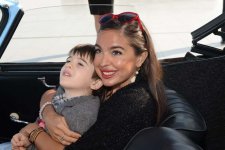 Vintage cars rally in Baku commemorates national leader Heydar Aliyev’s 91st anniversary