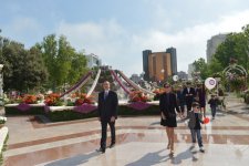 Azerbaijani president, his spouse attend Flower Festival in Baku (PHOTO)