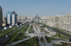 Azerbaijani president, his spouse attend Flower Festival in Baku (PHOTO)