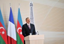 Ilham Aliyev, Francois Hollande, and First Lady Mehriban Aliyeva observe construction of French Lyceum in Baku