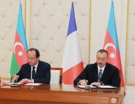 Azerbaijan, France sign seven intergovernmental documents (PHOTO)