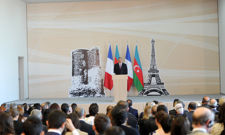 Ilham Aliyev, Francois Hollande, and First Lady Mehriban Aliyeva observe construction of French Lyceum in Baku