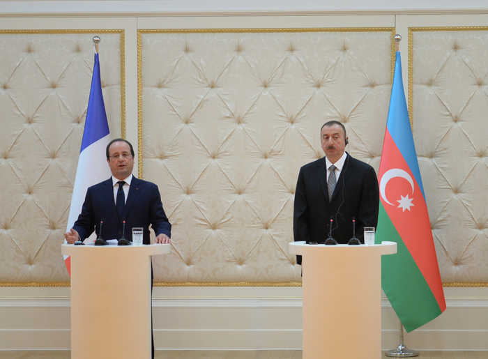 President Aliyev: Azerbaijan-France political relations are at high level (PHOTO)
