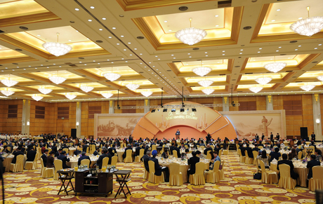 President Ilham Aliyev attended a reception in honor of heads of state and government in Shanghai (PHOTO)