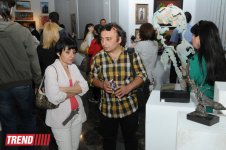 EY Azerbaijan sponsors Colorful Thoughts art exhibition in Baku (PHOTO)