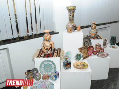 EY Azerbaijan sponsors Colorful Thoughts art exhibition in Baku (PHOTO)