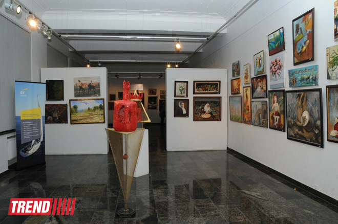 EY Azerbaijan sponsors Colorful Thoughts art exhibition in Baku (PHOTO)