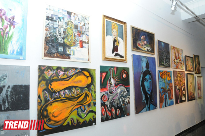 EY Azerbaijan sponsors Colorful Thoughts art exhibition in Baku (PHOTO)
