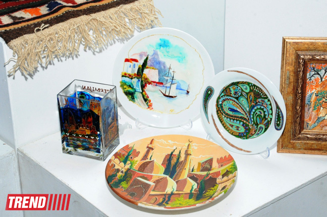 EY Azerbaijan sponsors Colorful Thoughts art exhibition in Baku (PHOTO)