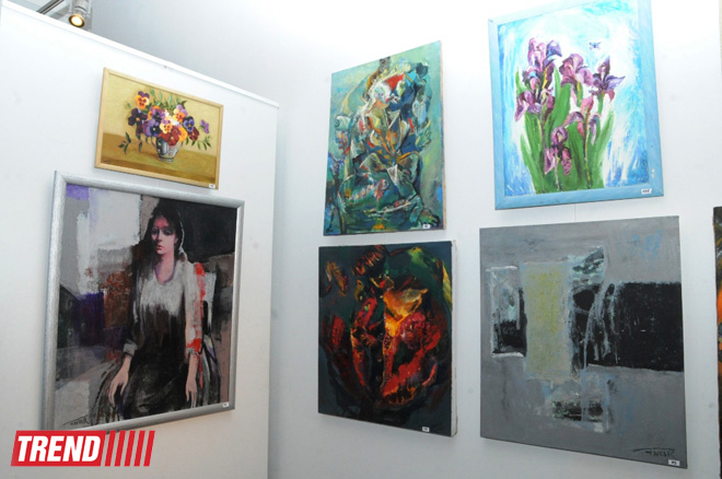 EY Azerbaijan sponsors Colorful Thoughts art exhibition in Baku (PHOTO)